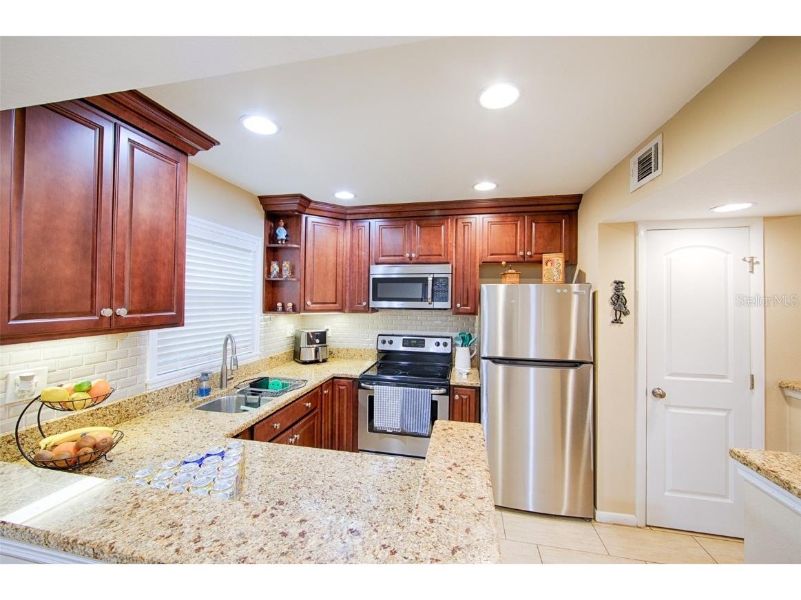 1860 Massachusetts Avenue NE #224 Saint Petersburg FL 33703 TB8457021 image10