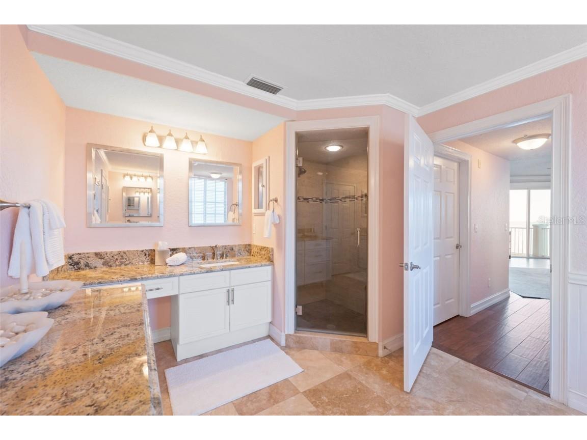 1860 N Fort Harrison Avenue #106 Clearwater FL 33755 - OLD CLEARWATER BAY TB8441926 image32