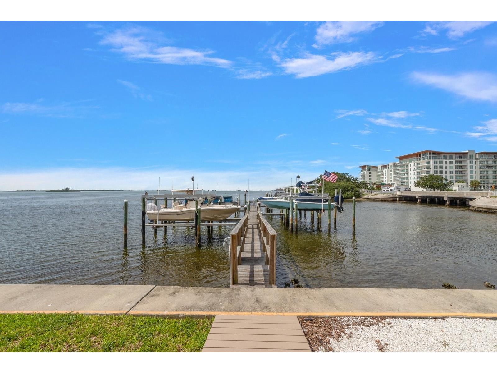 1860 N Fort Harrison Avenue #402 Clearwater FL 33755 TB8405599 image2