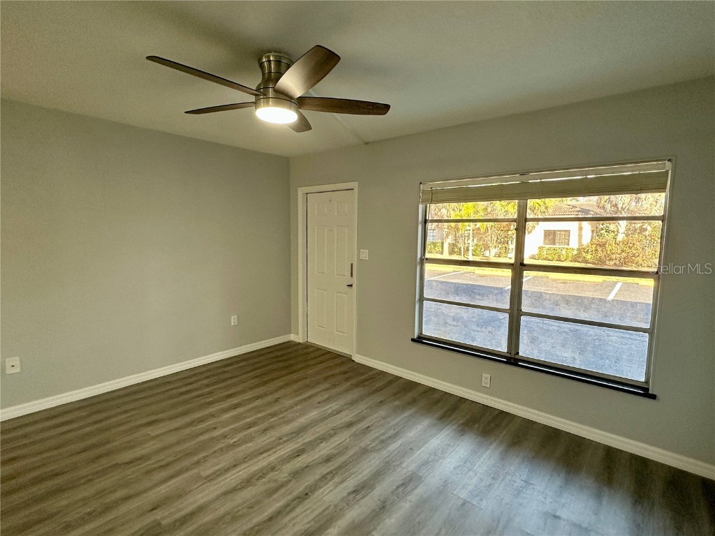 1860 Phillippi Shores Drive #2B Sarasota FL 34231 - PHILLIPPI CREEK A4675674 image4