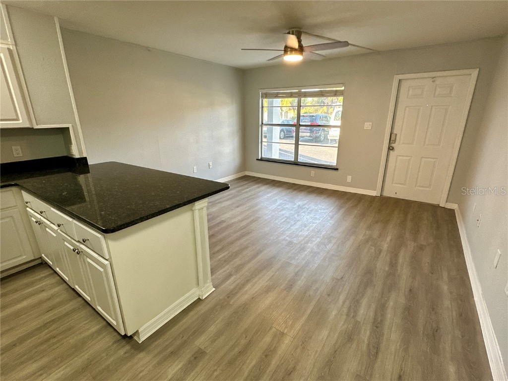 1860 Phillippi Shores Drive #7A Sarasota FL 34231 - PHILLIPPI CREEK A4675673 image3