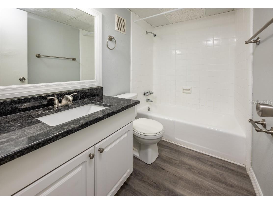 1860 Phillippi Shores Drive #7A Sarasota FL 34231 - PHILLIPPI CREEK A4675673 image7