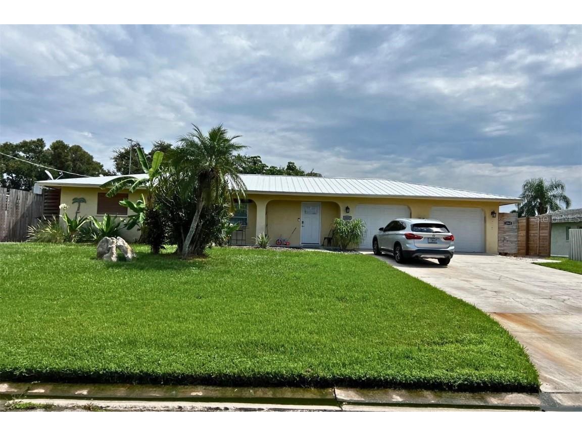 1860 Southpointe Drive Sarasota FL 34231 A4643081 image1