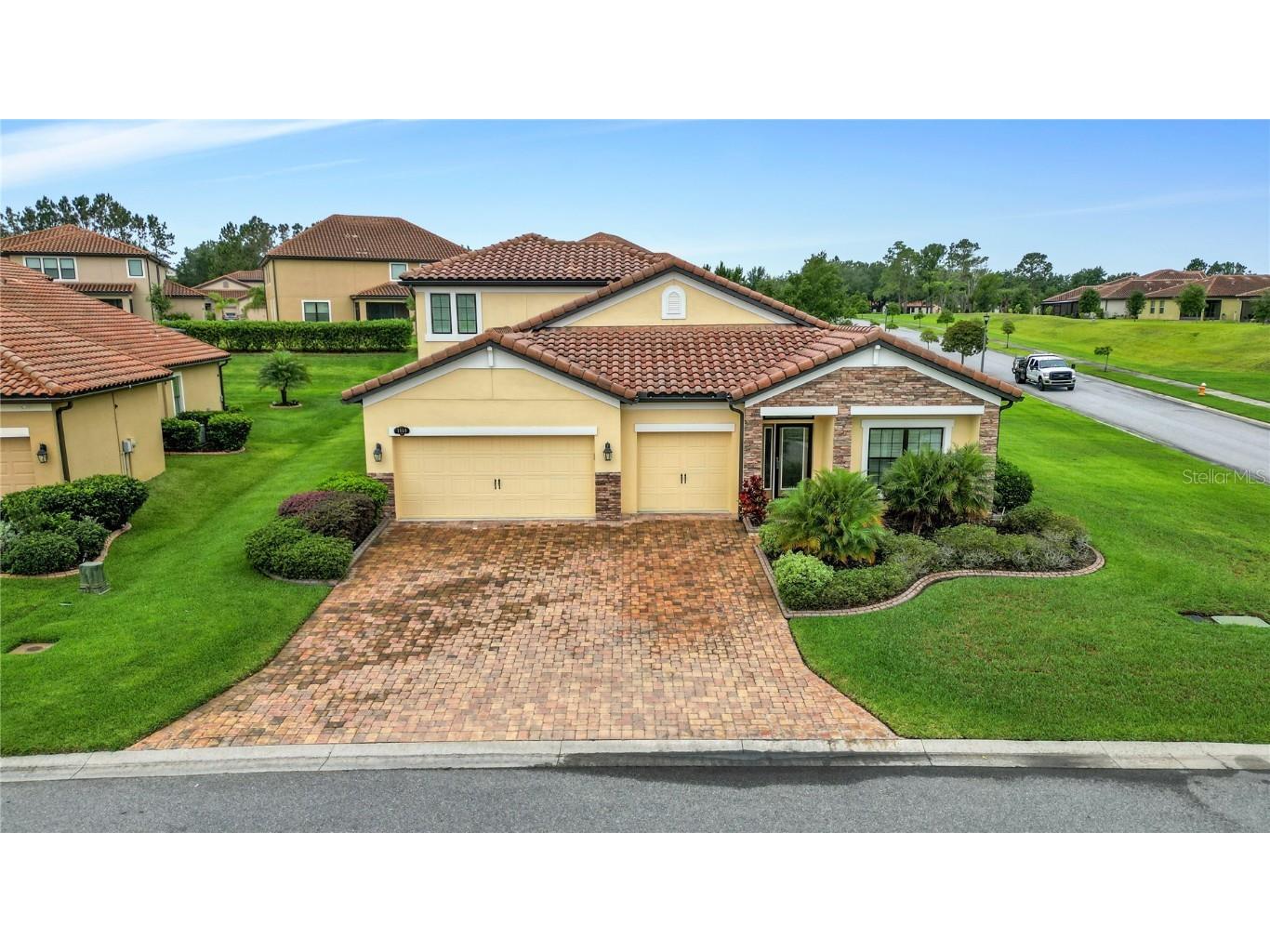 1860 Via Lago Drive Lakeland FL 33810 L4936750 image1