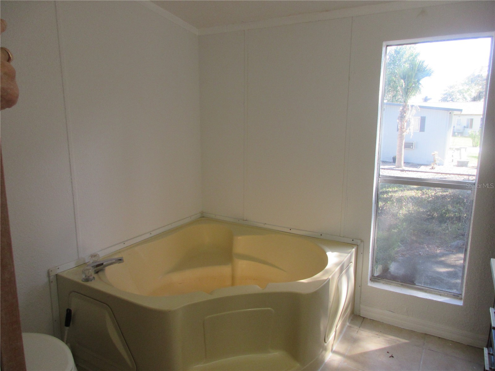 18601 SE 24th Lane Ocklawaha FL 32179 OM719937 image36