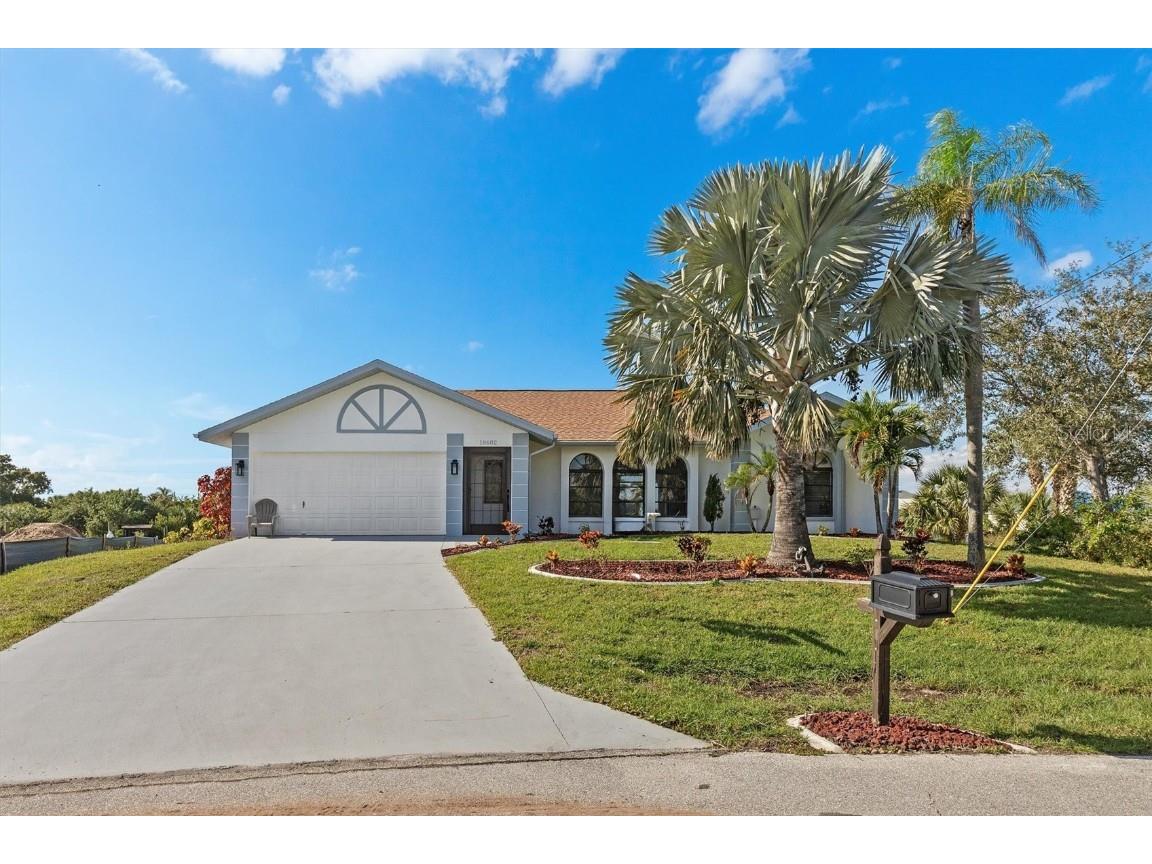 18602 Ayrshire Circle Port Charlotte FL 33948 - HYATISVILLE WATERWAY C7485693 image1