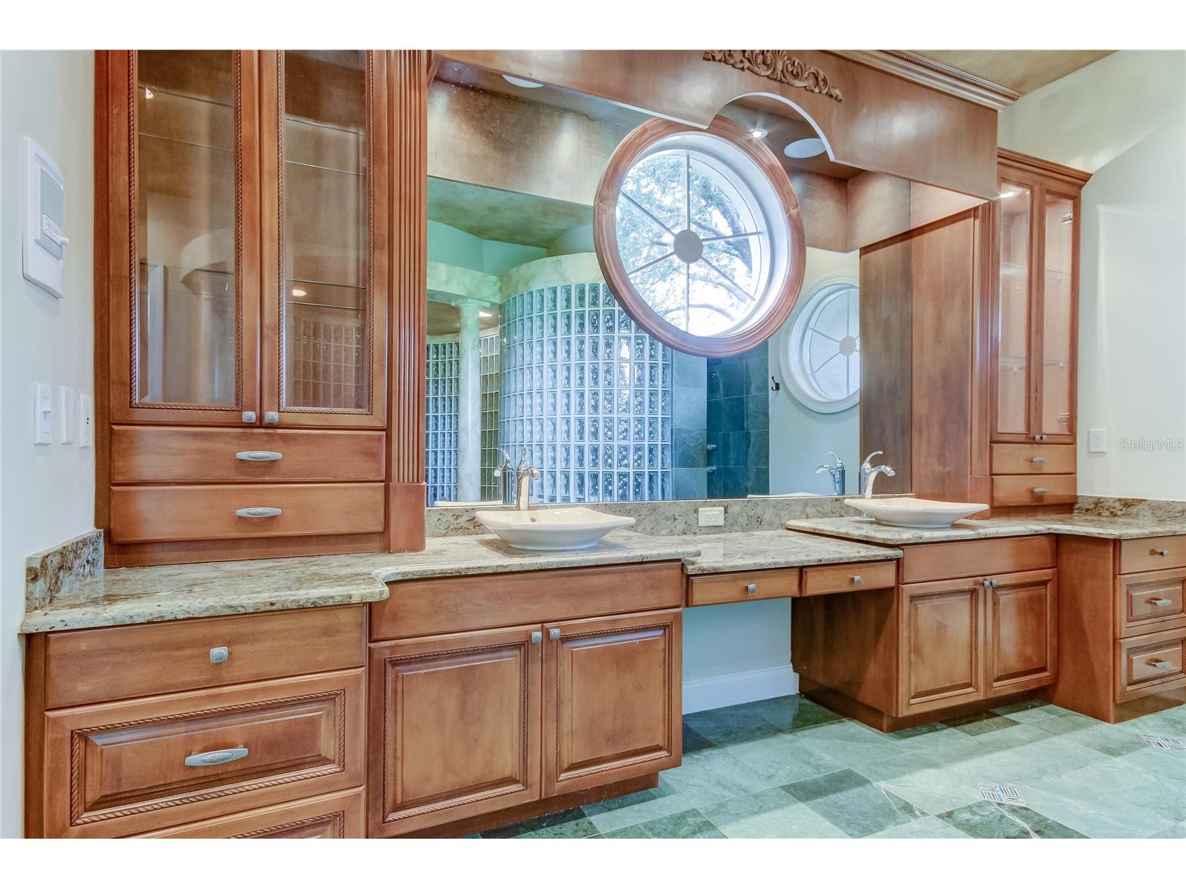 18605 Avenue Monaco Lutz FL 33558 O6368782 image11