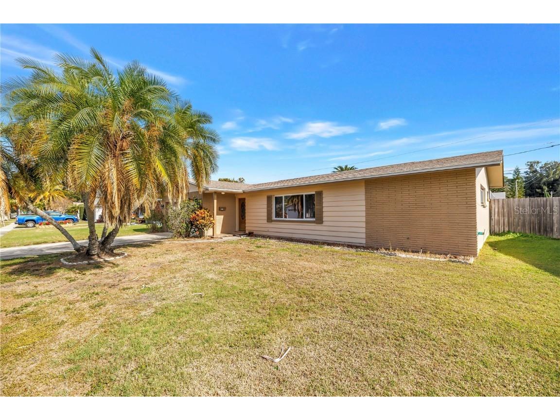 1861 Princeton Drive Clearwater FL 33765 TB8461258 image17