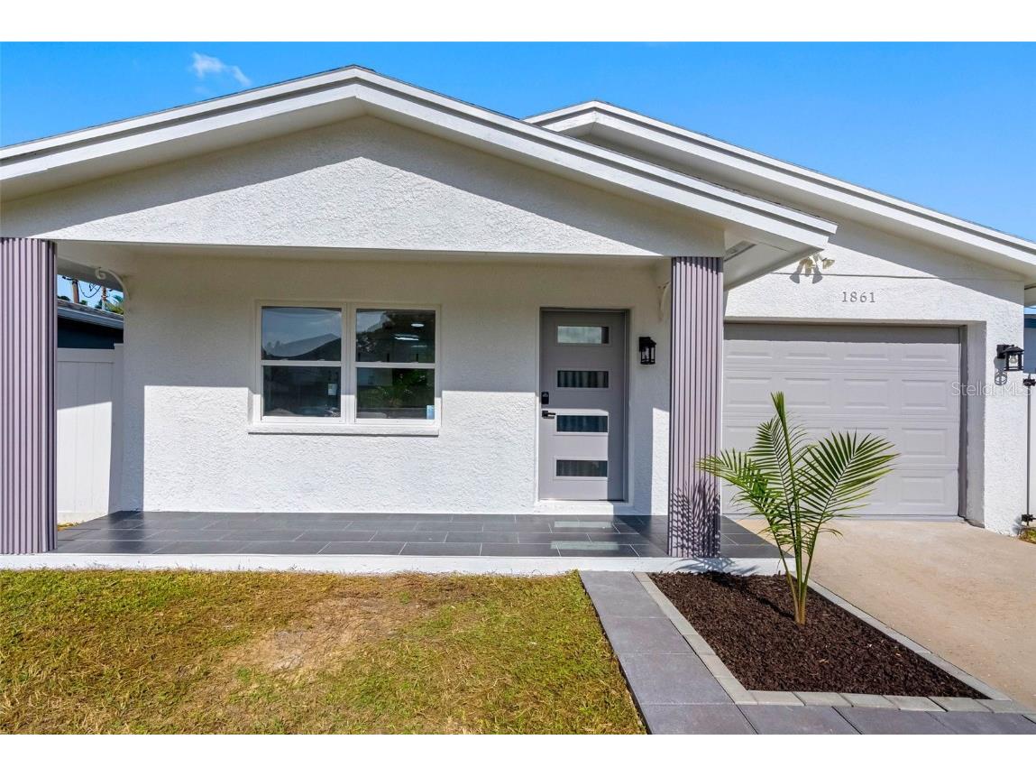 1861 Shore Acres Boulevard NE Saint Petersburg FL 33703 TB8448516 image2