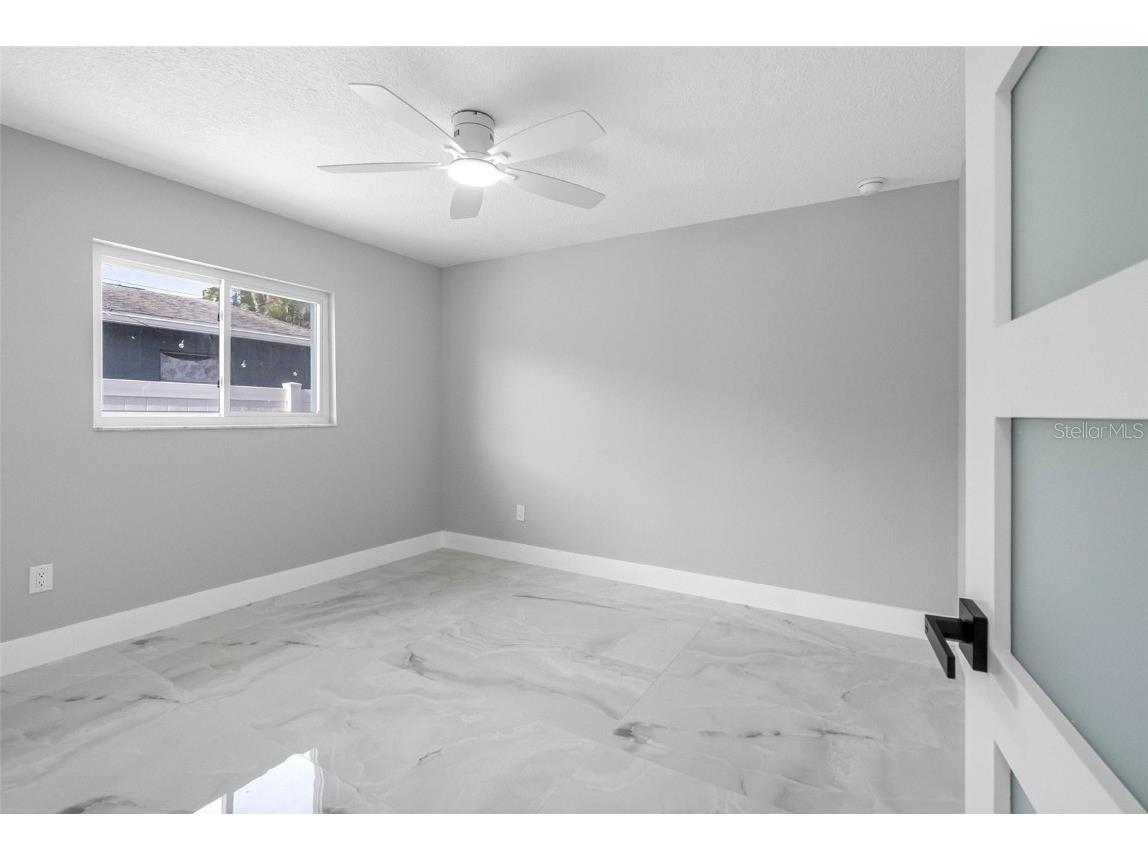 1861 Shore Acres Boulevard NE Saint Petersburg FL 33703 TB8448516 image21