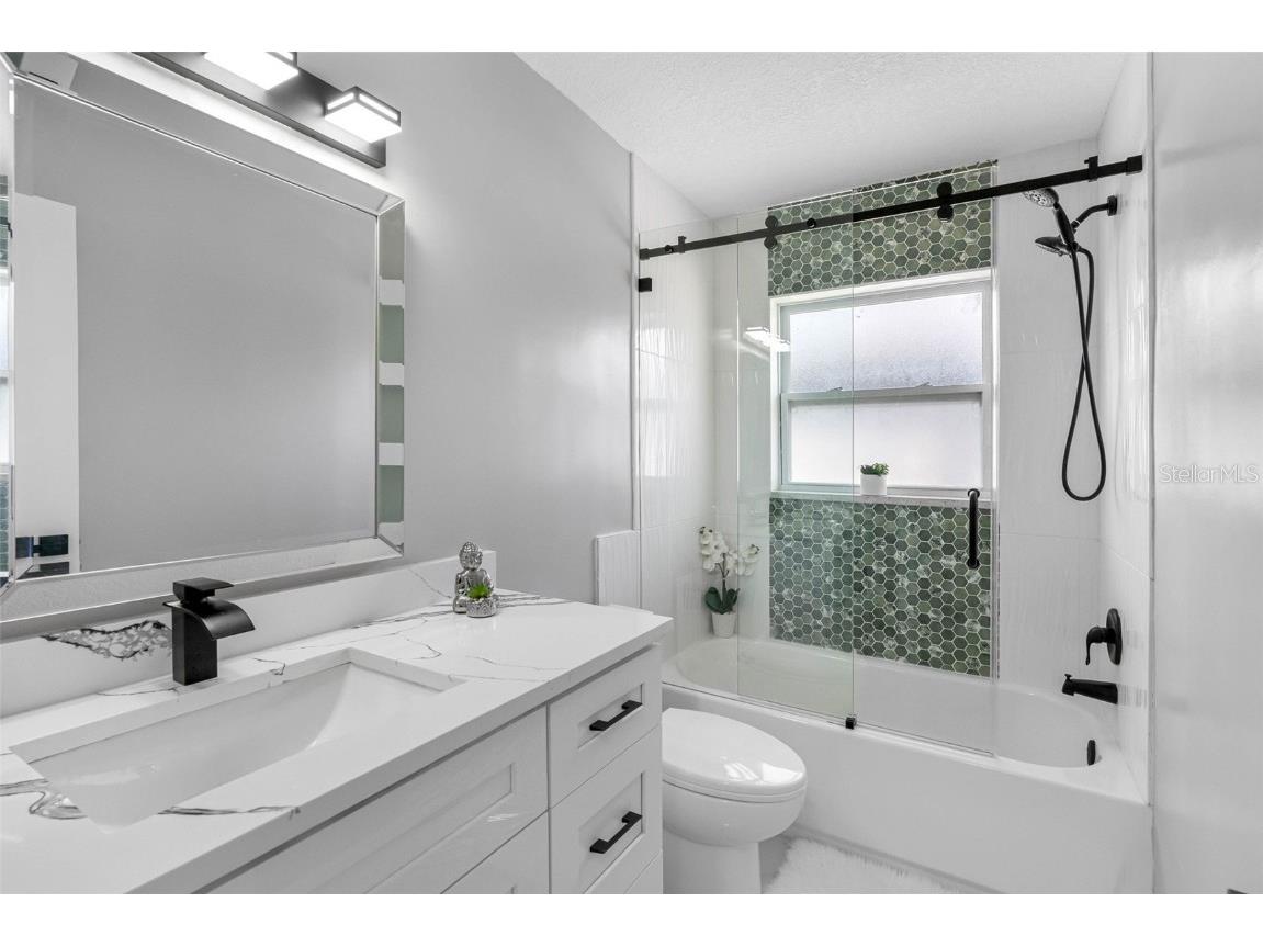 1861 Shore Acres Boulevard NE Saint Petersburg FL 33703 TB8448516 image22