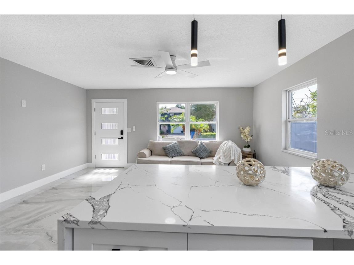 1861 Shore Acres Boulevard NE Saint Petersburg FL 33703 TB8448516 image24