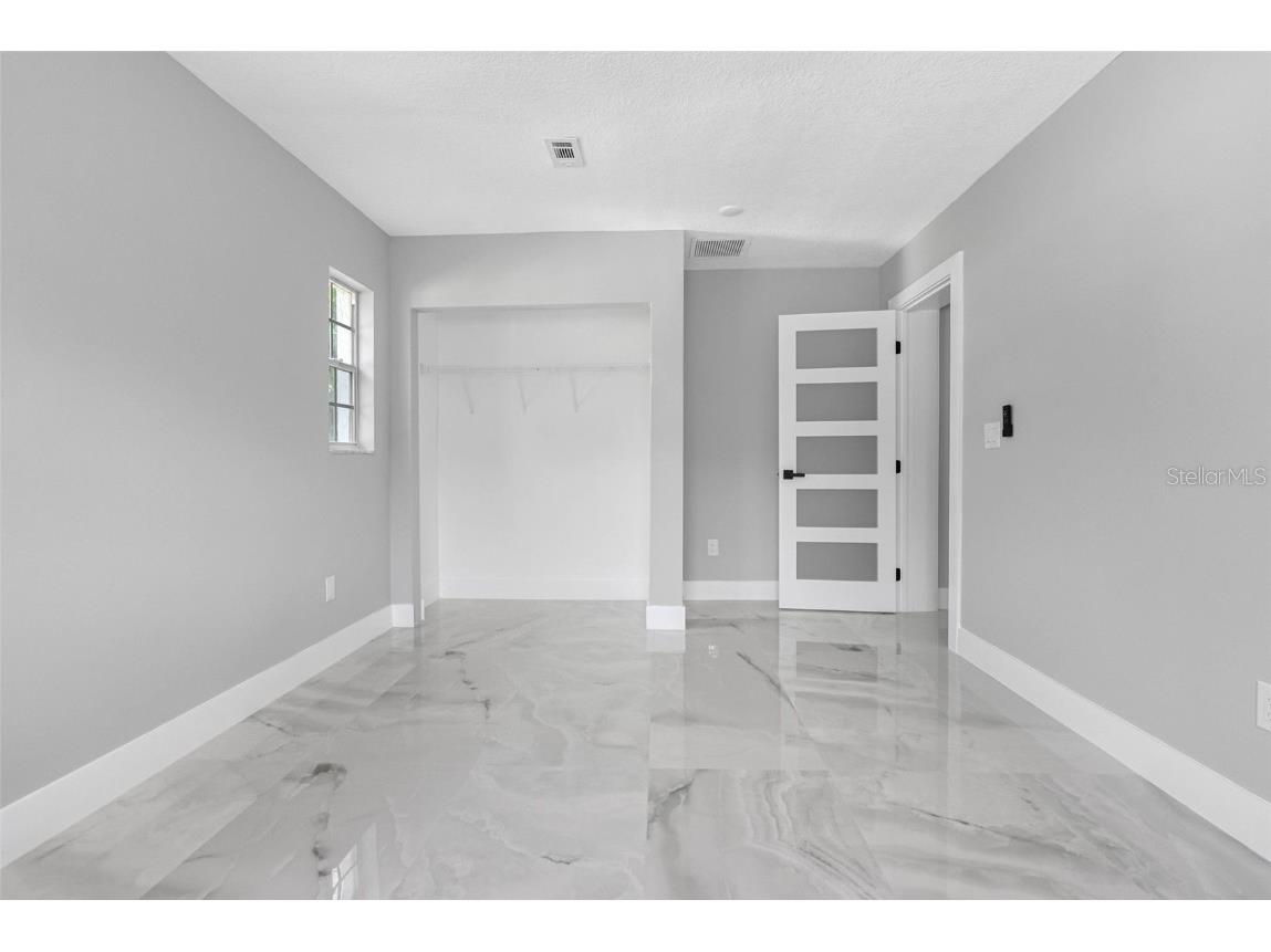 1861 Shore Acres Boulevard NE Saint Petersburg FL 33703 TB8448516 image25