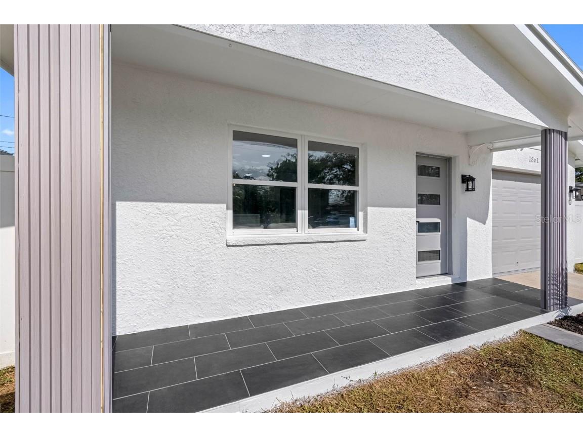 1861 Shore Acres Boulevard NE Saint Petersburg FL 33703 TB8448516 image4