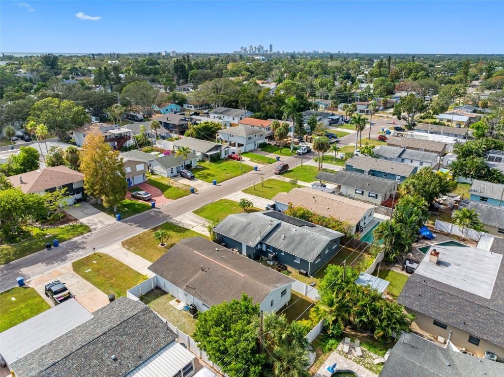 1861 Shore Acres Boulevard NE Saint Petersburg FL 33703 TB8448516 image42