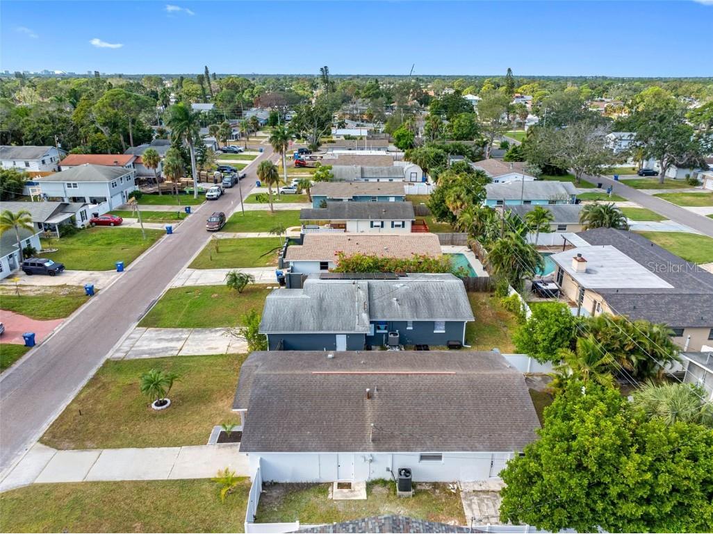 1861 Shore Acres Boulevard NE Saint Petersburg FL 33703 TB8448516 image44