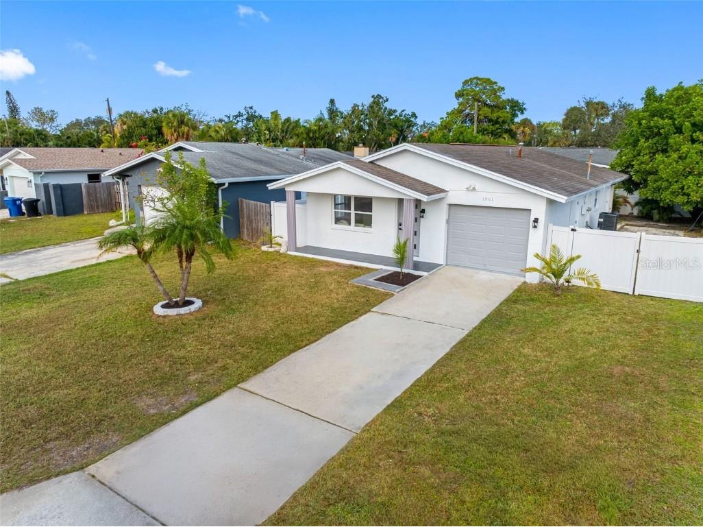 1861 Shore Acres Boulevard NE Saint Petersburg FL 33703 TB8448516 image5