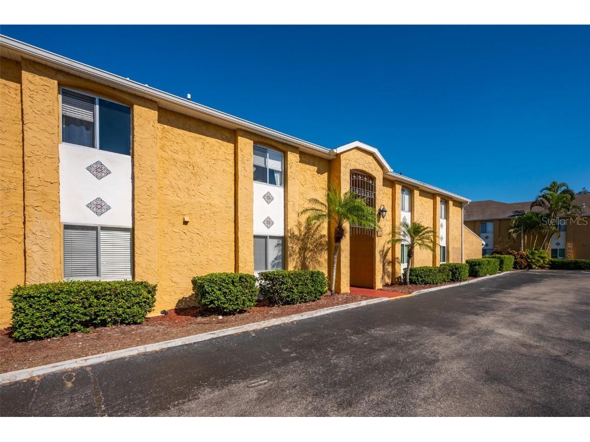 1861 Toucan Way #1202 Sarasota FL 34232 A4557117 image1