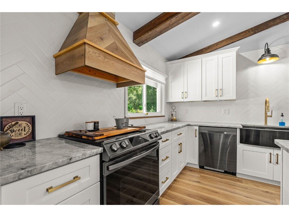 1861 W Beresford Avenue Deland FL 32720 V4946033 image10