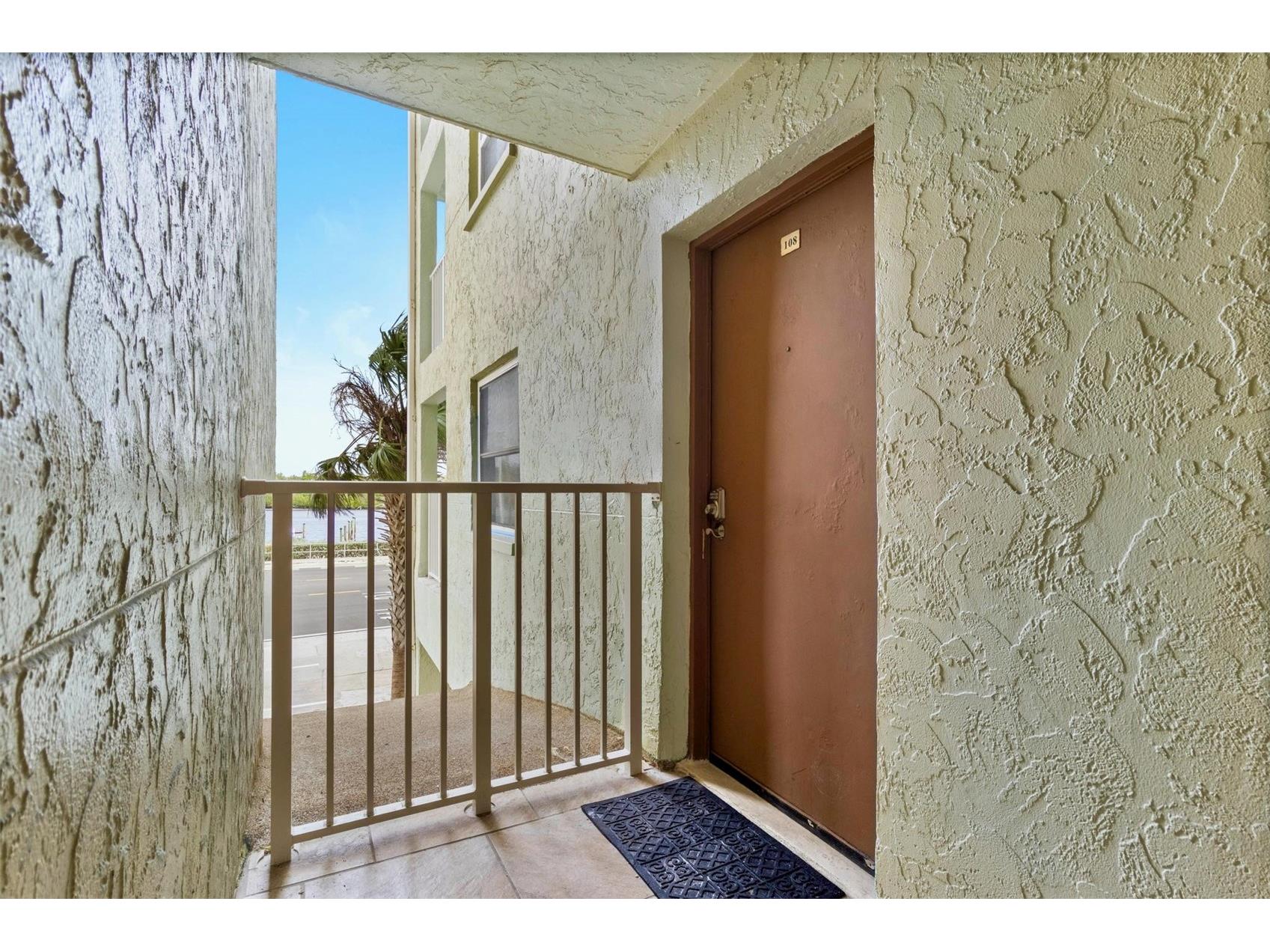 18610 Gulf Boulevard #108 Indian Shores FL 33785 TB8477126 image2