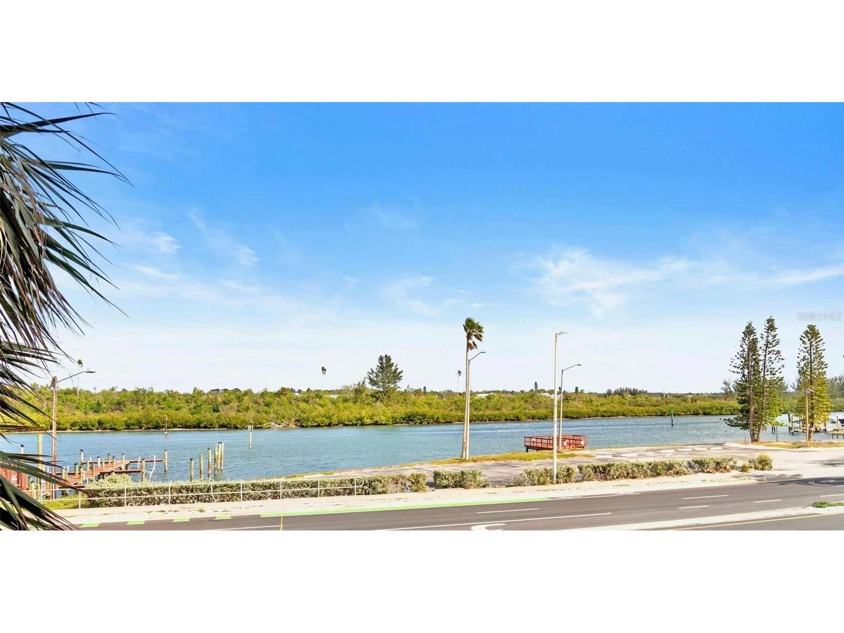 18610 Gulf Boulevard #108 Indian Shores FL 33785 TB8477126 image3