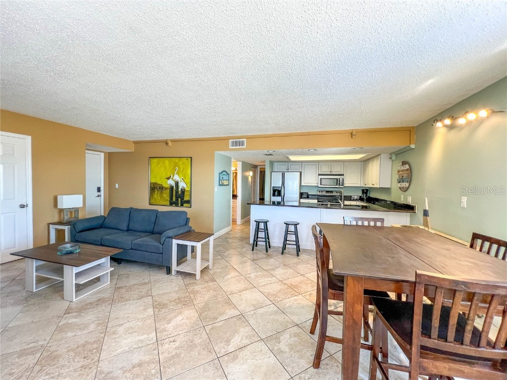 18610 Gulf Boulevard #203 Indian Shores FL 33785 TB8440181 image11