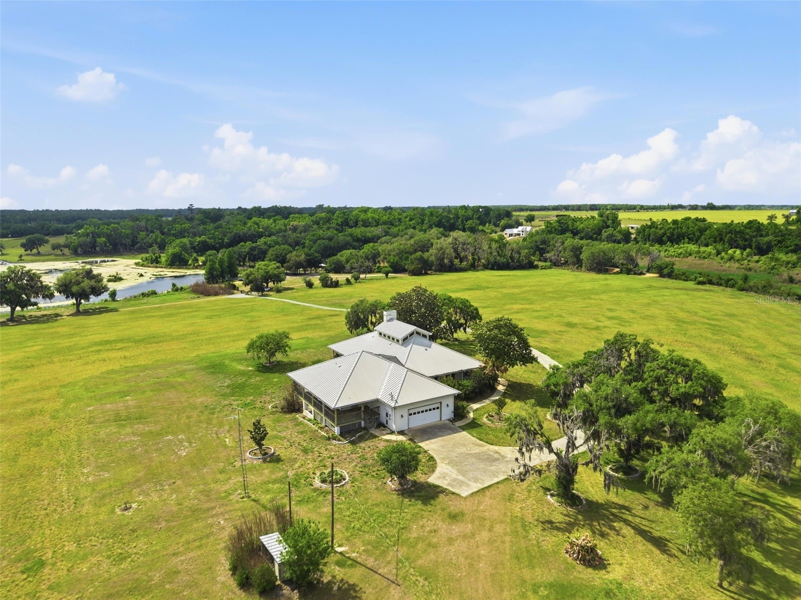 18610 Townsend House Road Dade City FL 33523 - Middle lake W7884689 image4