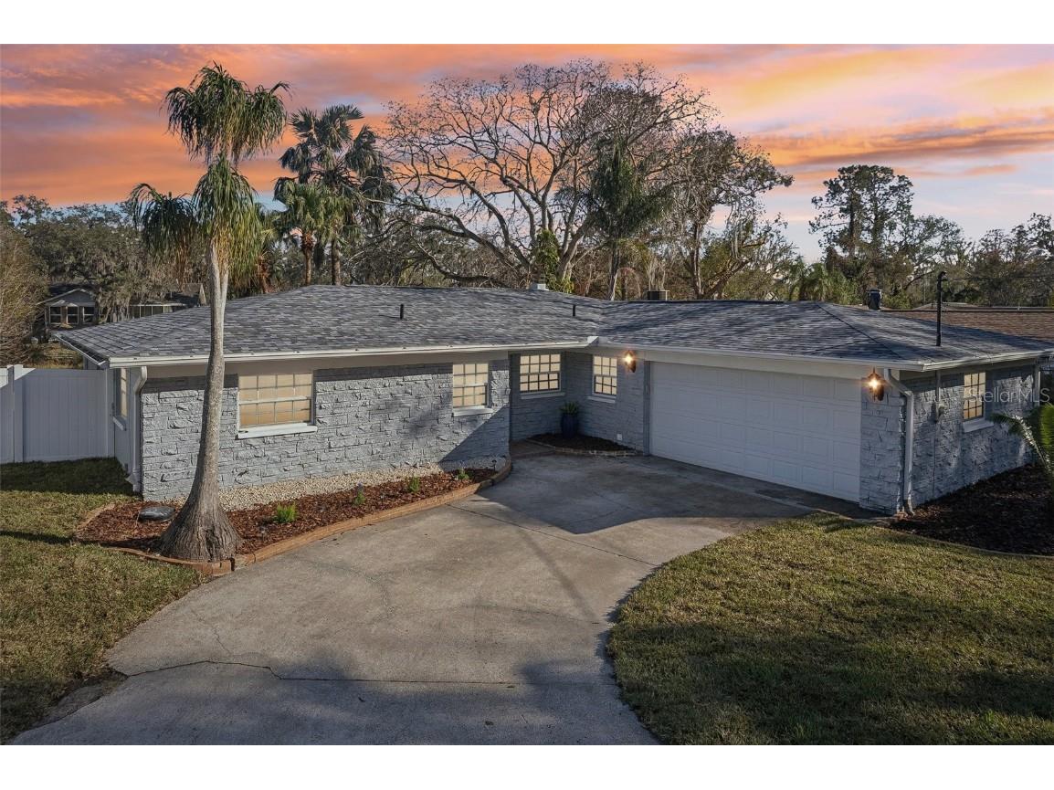 18615 Yocam Avenue Lutz FL 33549 - LAKE KEEN TB8346033 image1