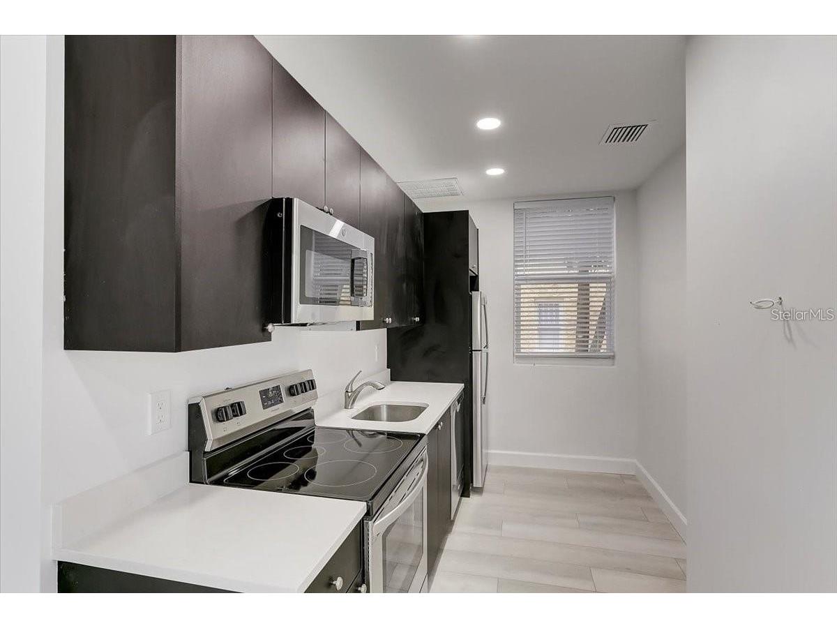 1862 6th Street Sarasota FL 34236 O6380883 image17