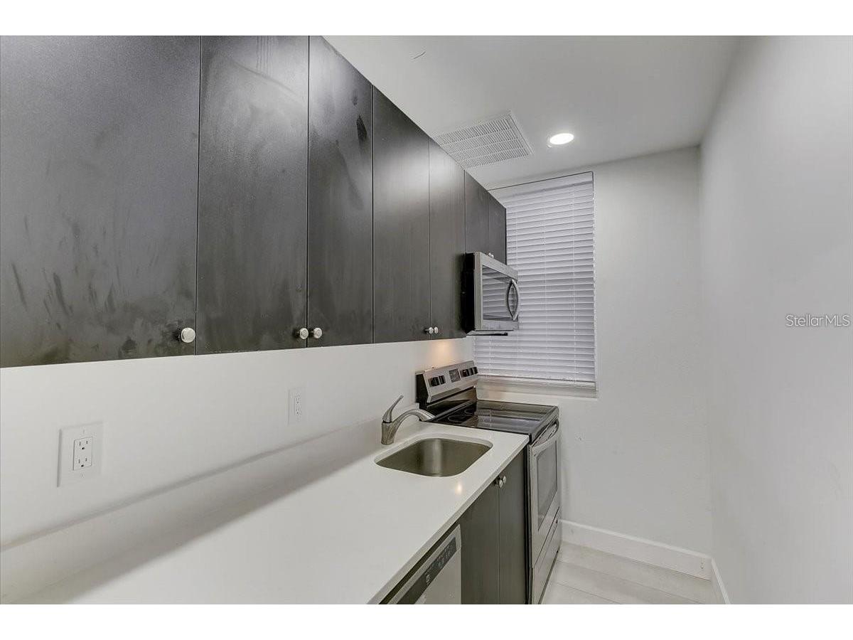1862 6th Street Sarasota FL 34236 O6380883 image18