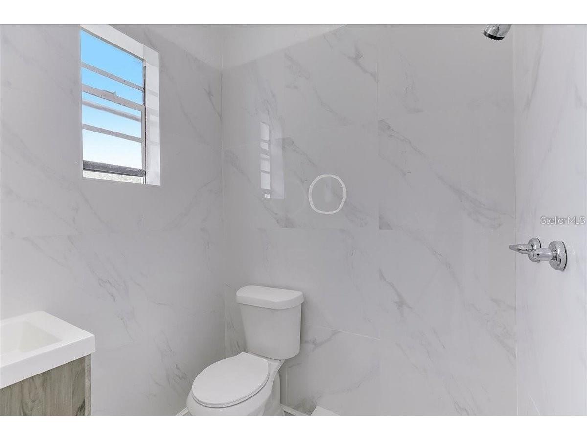 1862 6th Street Sarasota FL 34236 O6380883 image20