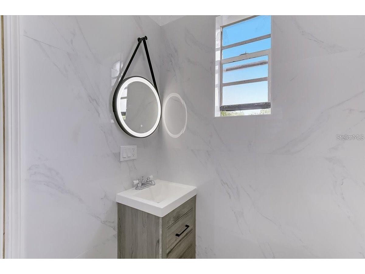 1862 6th Street Sarasota FL 34236 O6380883 image21