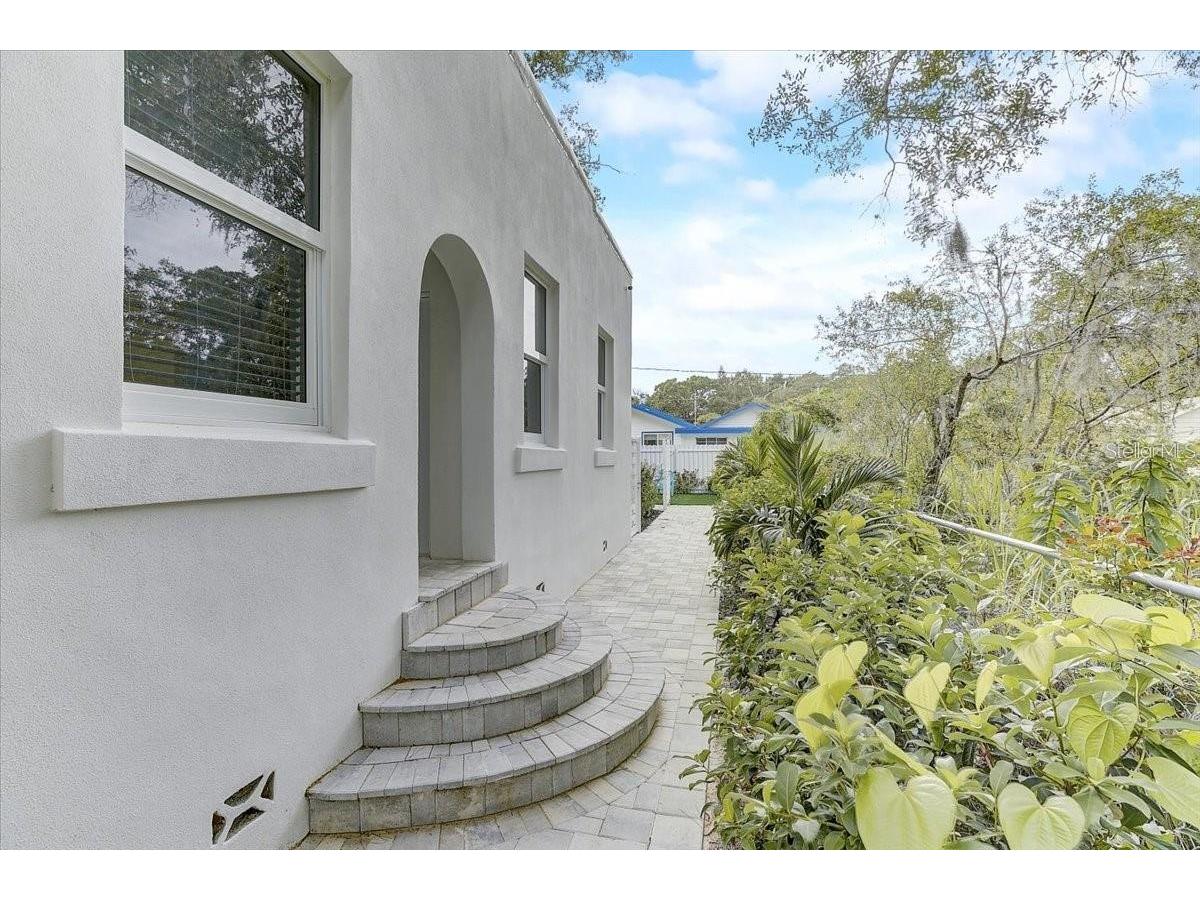1862 6th Street Sarasota FL 34236 O6380883 image23