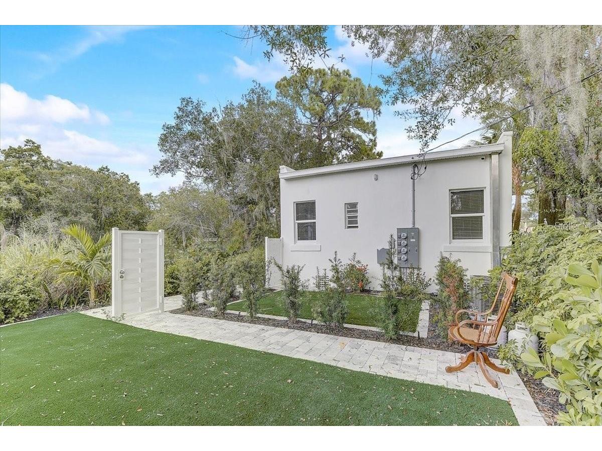 1862 6th Street Sarasota FL 34236 O6380883 image25