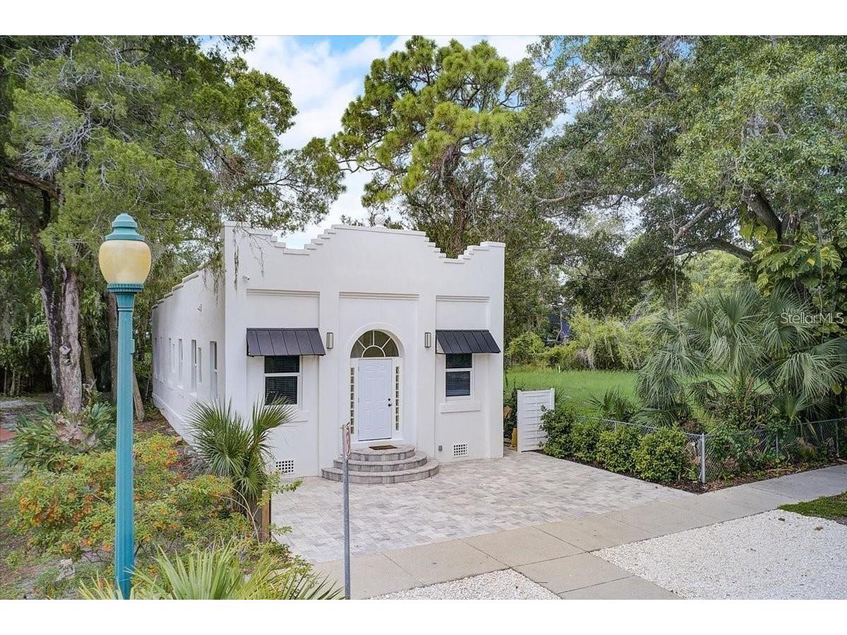 1862 6th Street Sarasota FL 34236 O6380883 image40