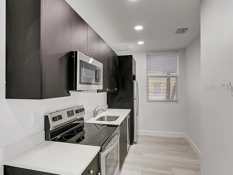 1862 6th Street Sarasota FL 34236 O6380988 image17