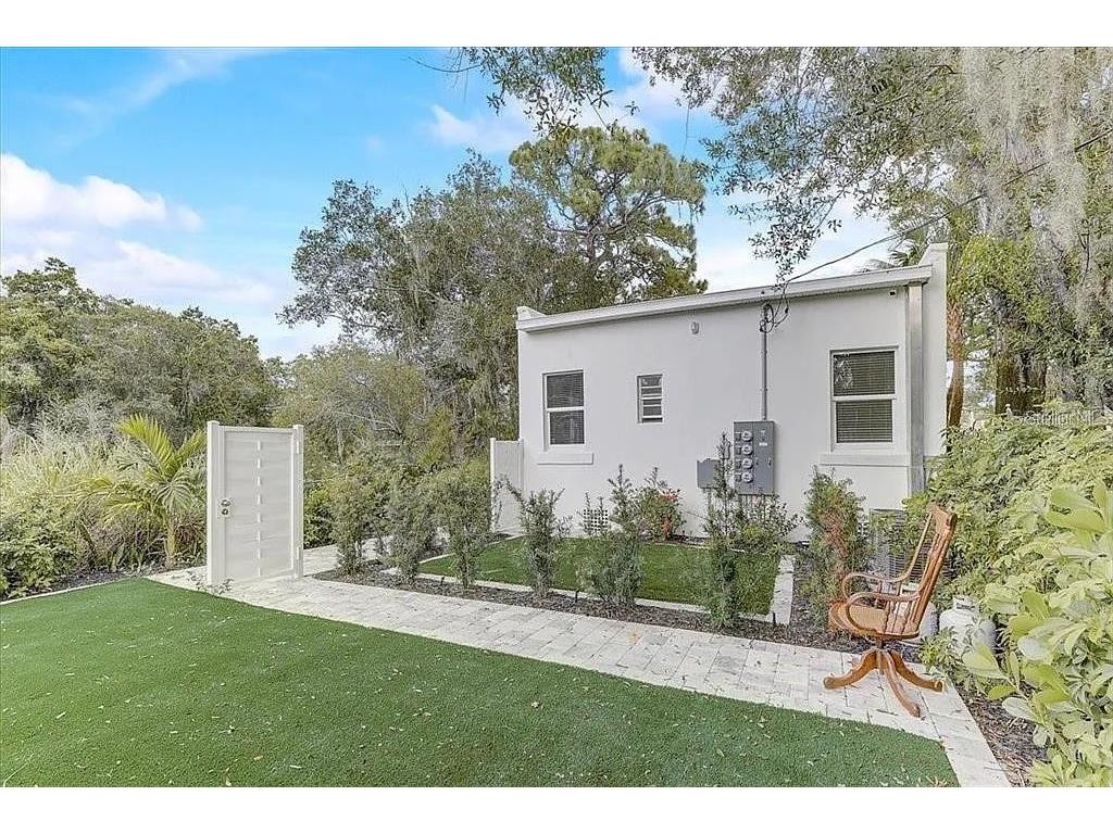 1862 6th Street Sarasota FL 34236 O6380988 image25