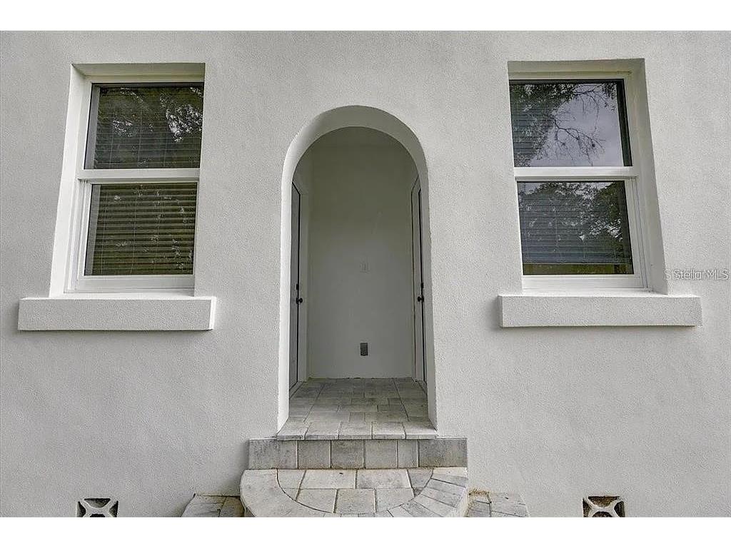 1862 6th Street Sarasota FL 34236 O6380988 image4