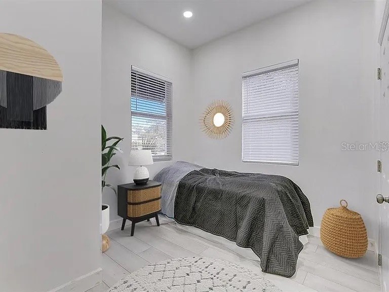 1862 6th Street Sarasota FL 34236 O6380988 image6