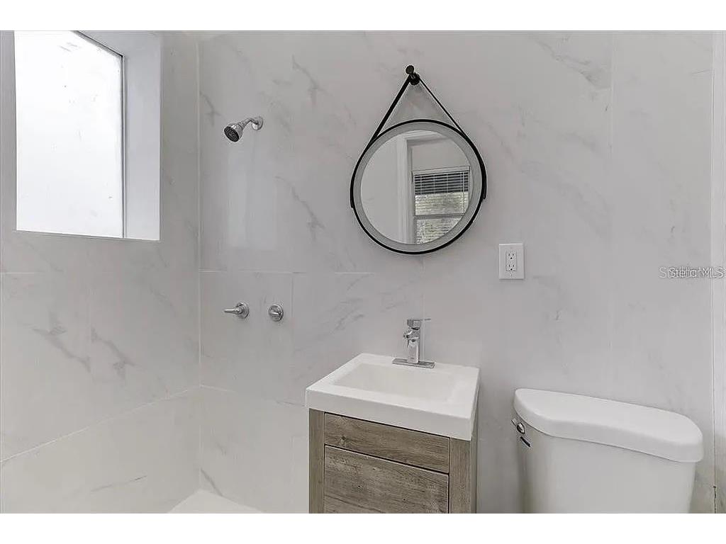 1862 6th Street Sarasota FL 34236 O6380988 image7