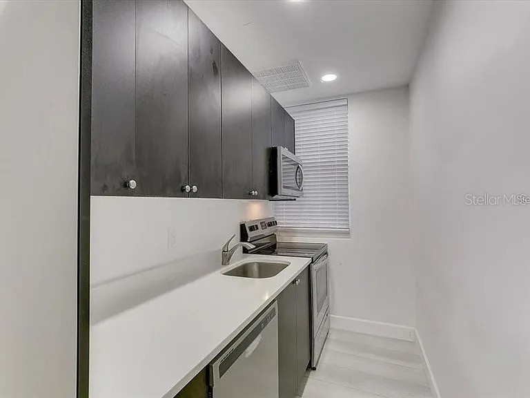 1862 6th Street Sarasota FL 34236 O6380988 image9