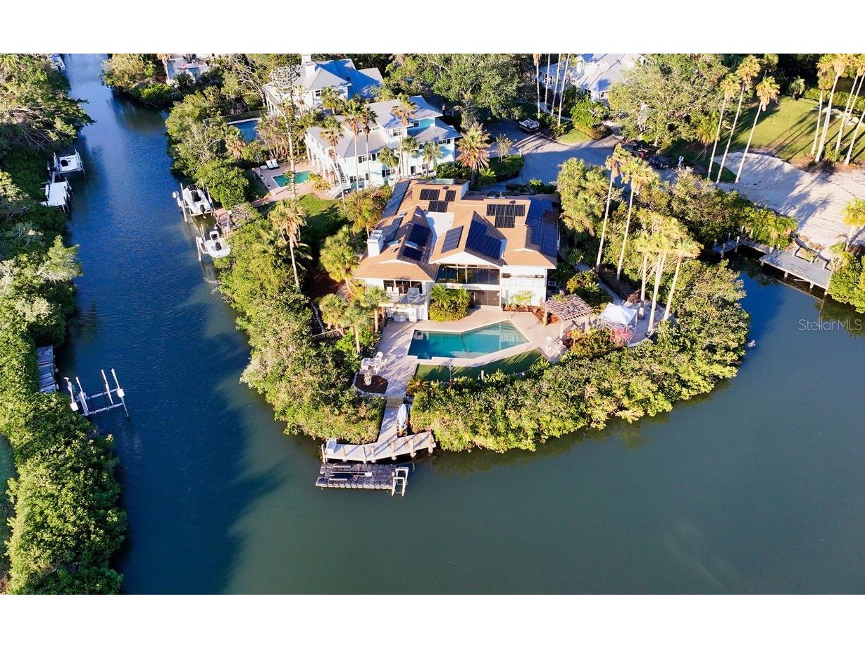 1862 Island Way Osprey FL 34229 - DRYMAN BAY A4631910 image1