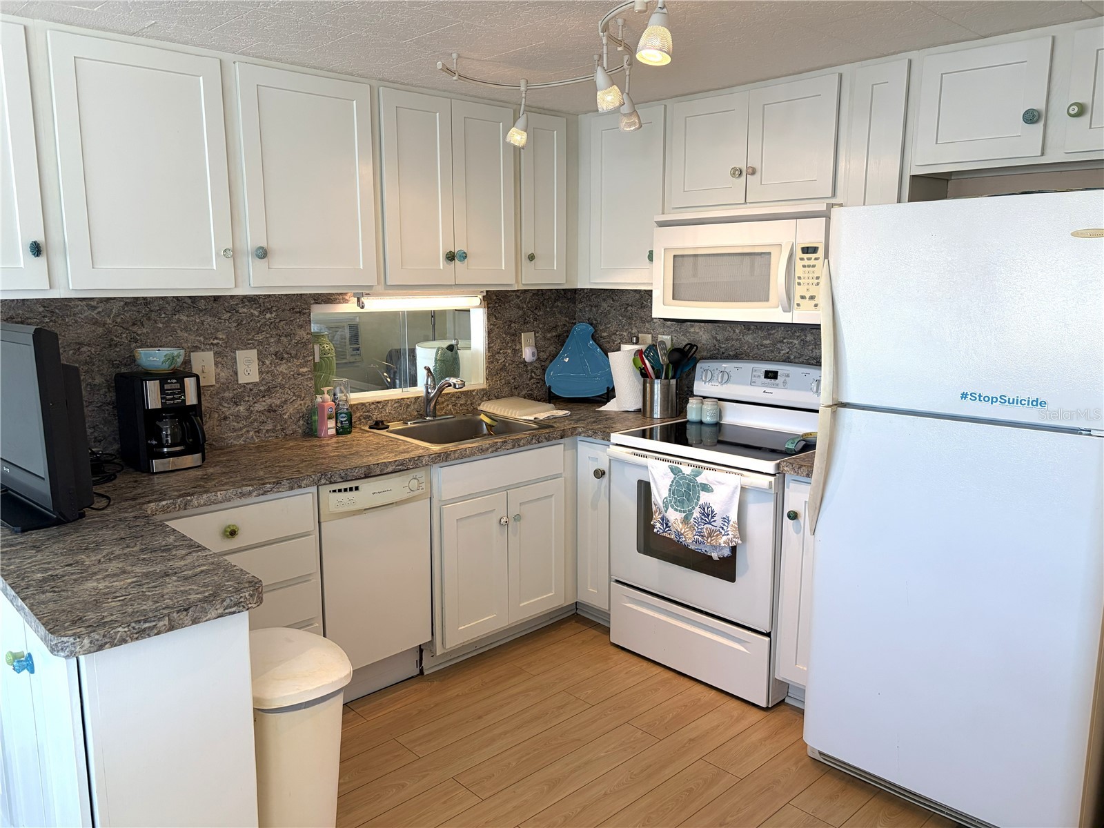 1862 Palm Springs Street Sarasota FL 34234 A4681738 image17