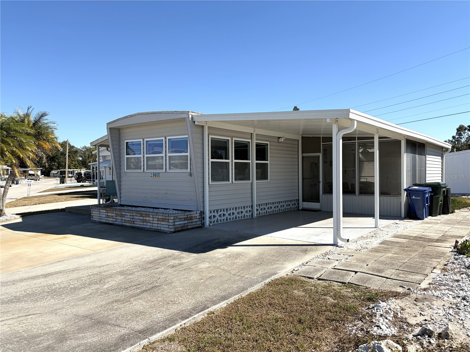 1862 Palm Springs Street Sarasota FL 34234 A4681738 image2