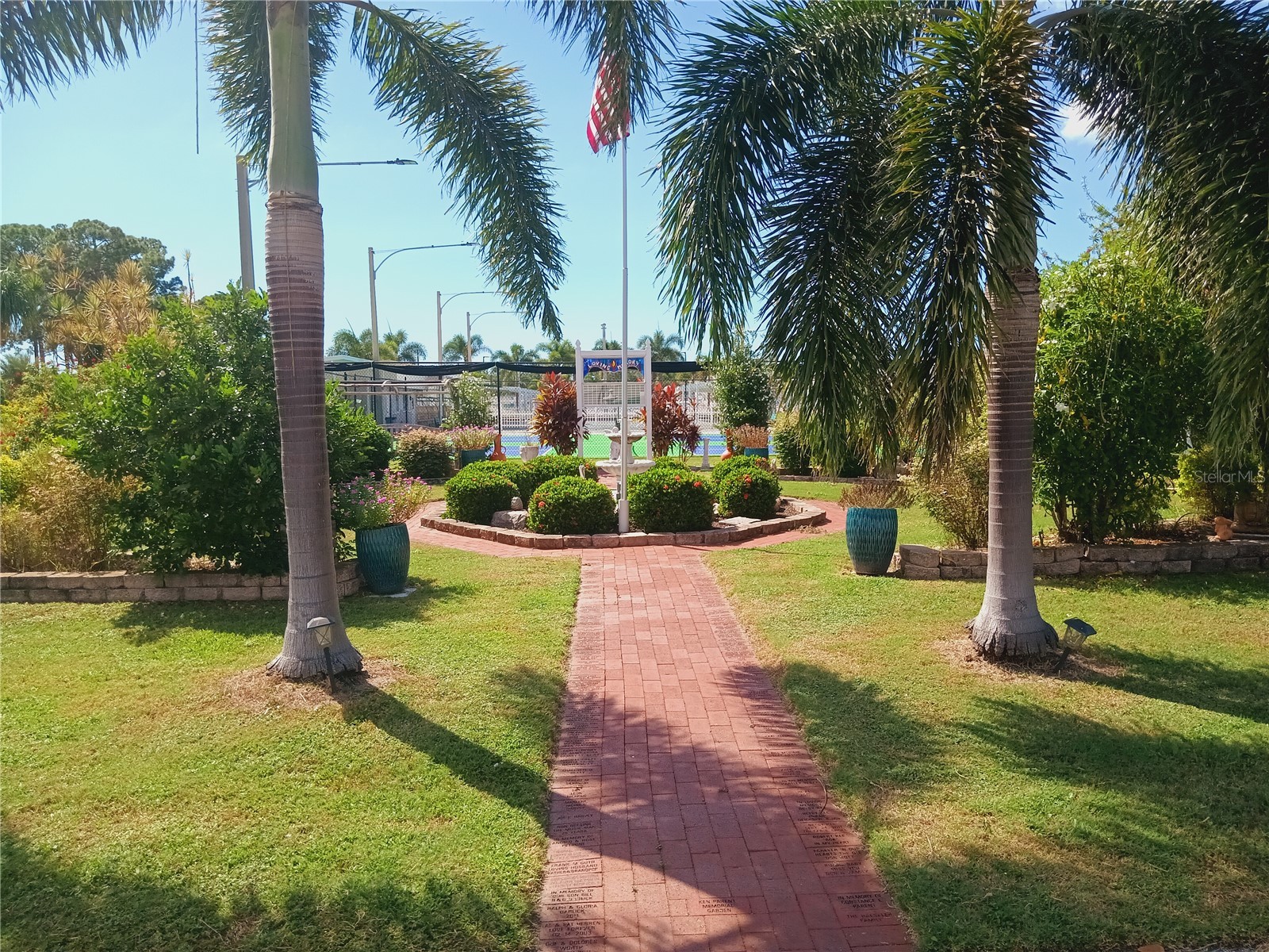 1862 Palm Springs Street Sarasota FL 34234 A4681738 image54