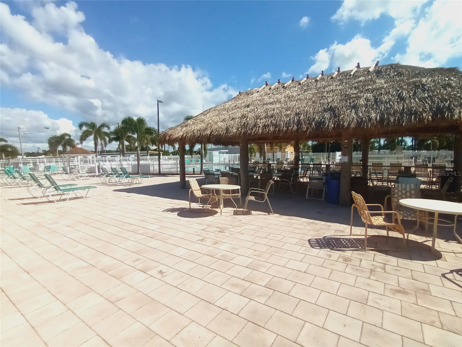 1862 Palm Springs Street Sarasota FL 34234 A4681738 image70