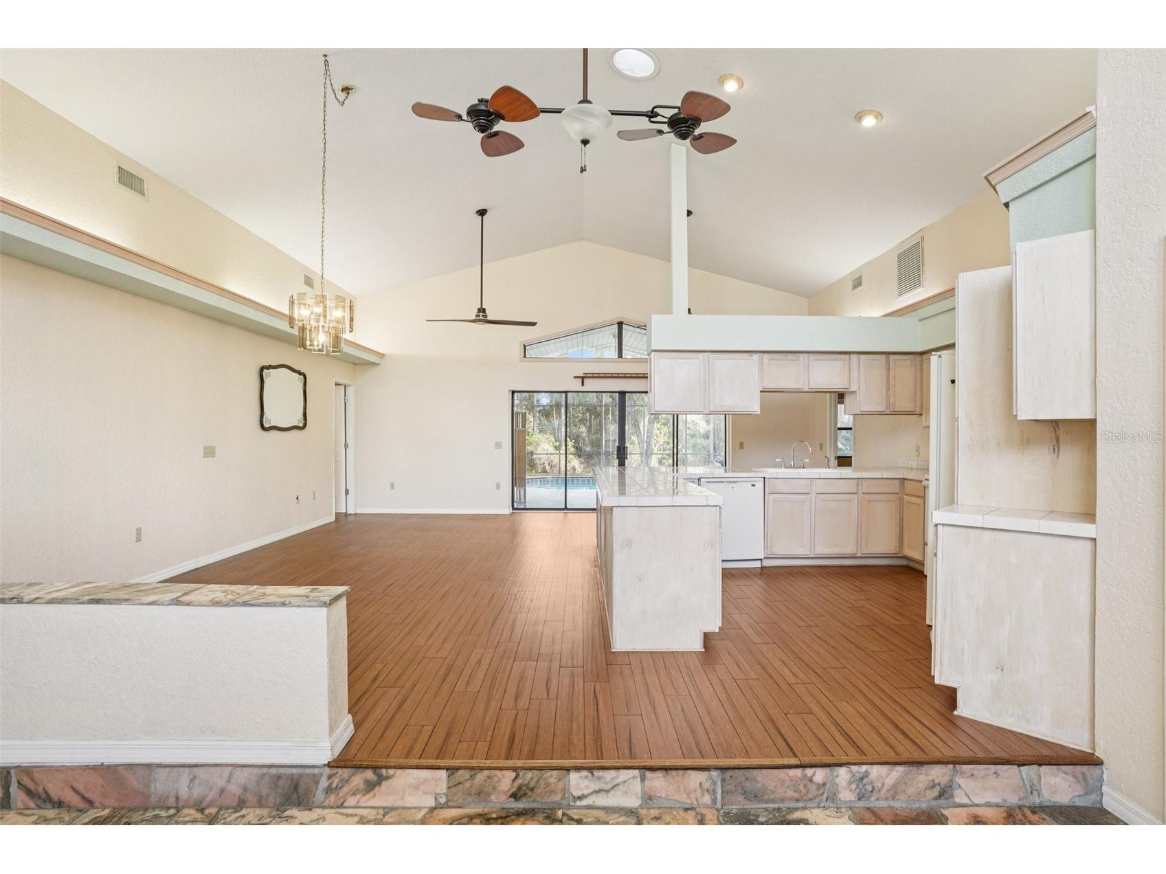 18628 SE 53rd Place Ocklawaha FL 32179 OM715457 image11