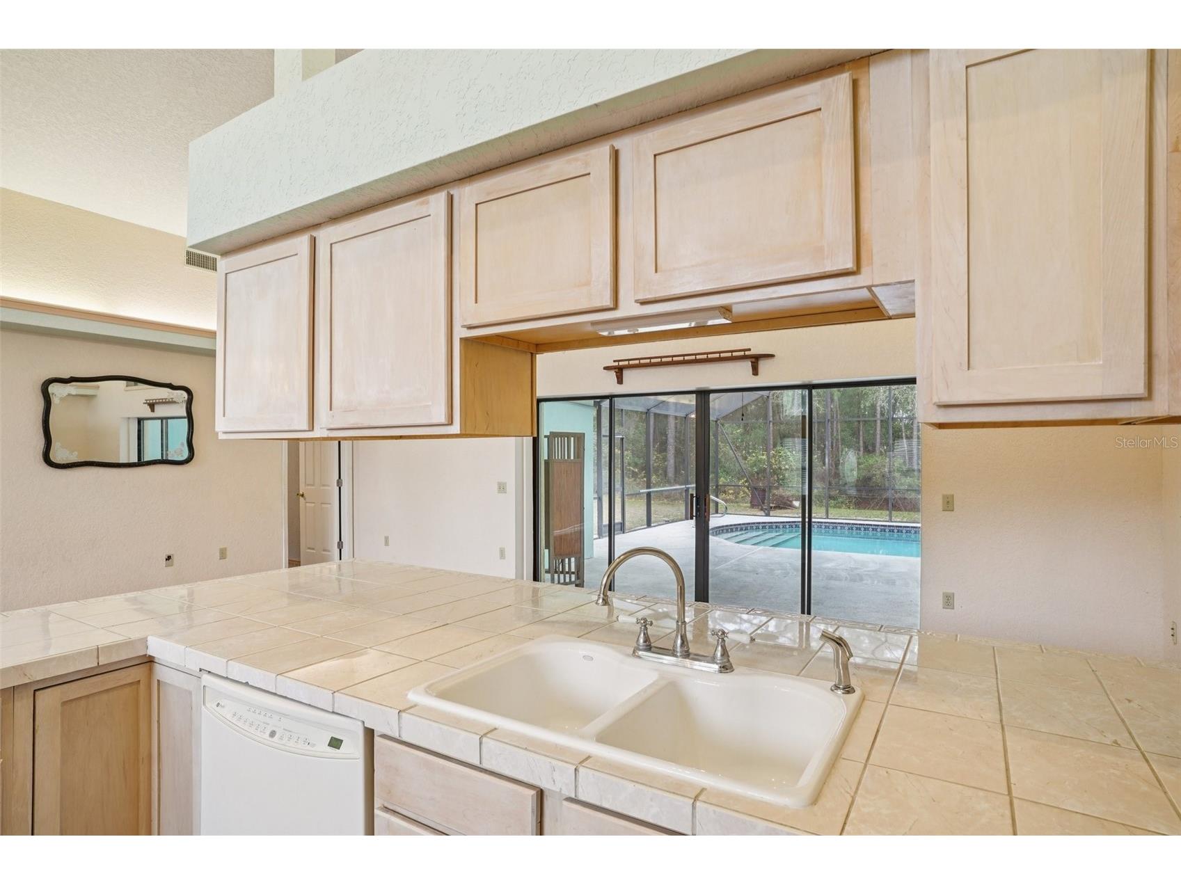 18628 SE 53rd Place Ocklawaha FL 32179 OM715457 image19