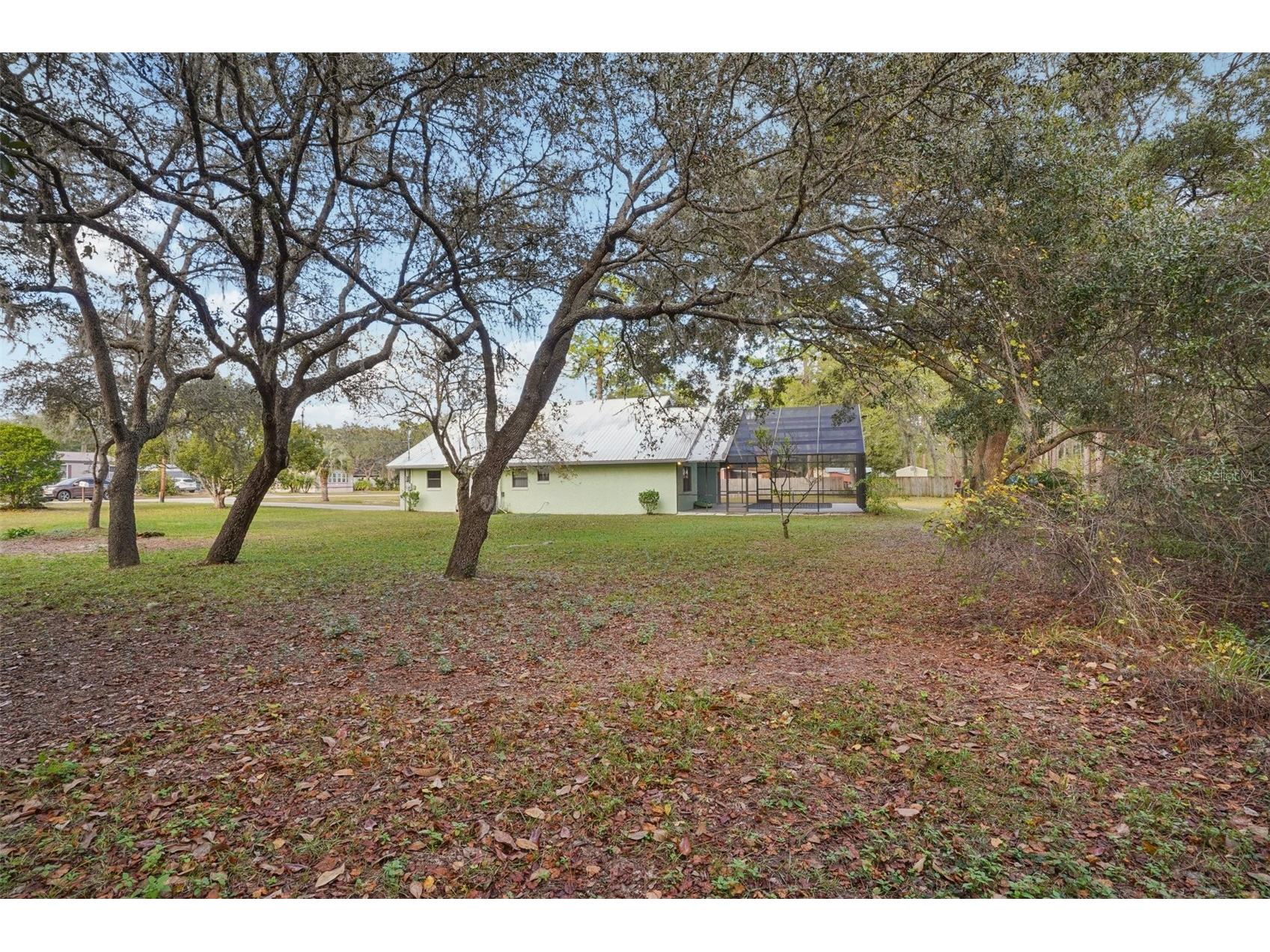 18628 SE 53rd Place Ocklawaha FL 32179 OM715457 image42