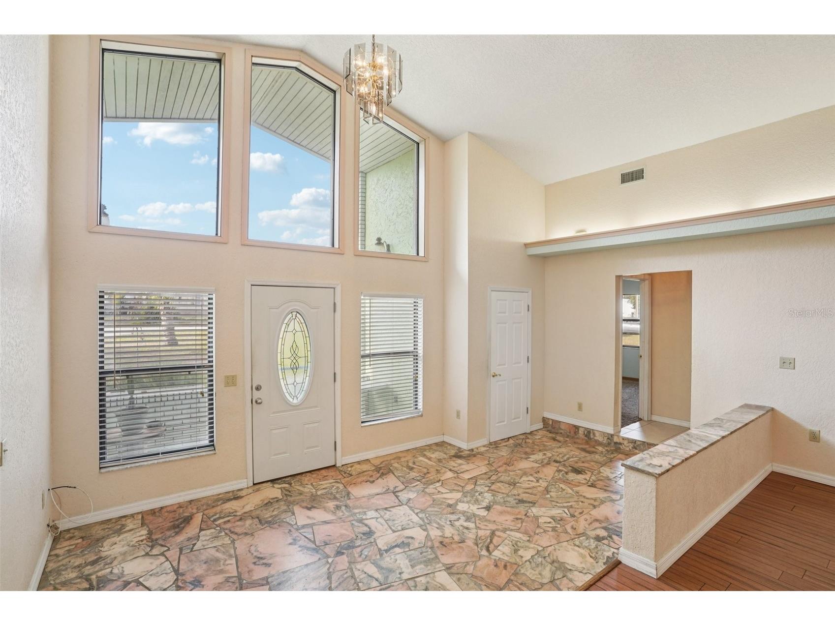 18628 SE 53rd Place Ocklawaha FL 32179 OM715457 image9